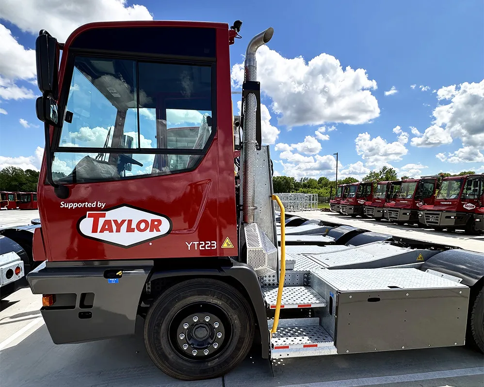 terberg yt-223 yard and terminal trator