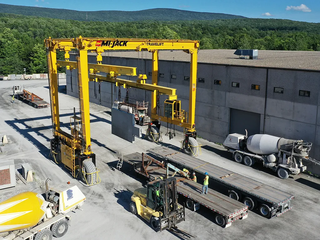 yellow mj85hd lifting concrete